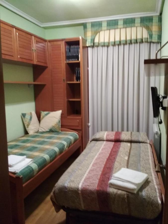 Apartamento Gallarza Con Parking เอซกาไรย์ ภายนอก รูปภาพ