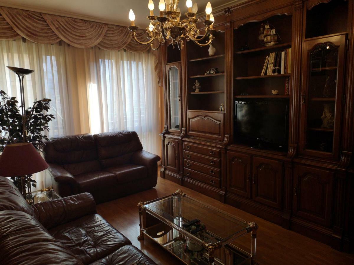Apartamento Gallarza Con Parking เอซกาไรย์ ภายนอก รูปภาพ