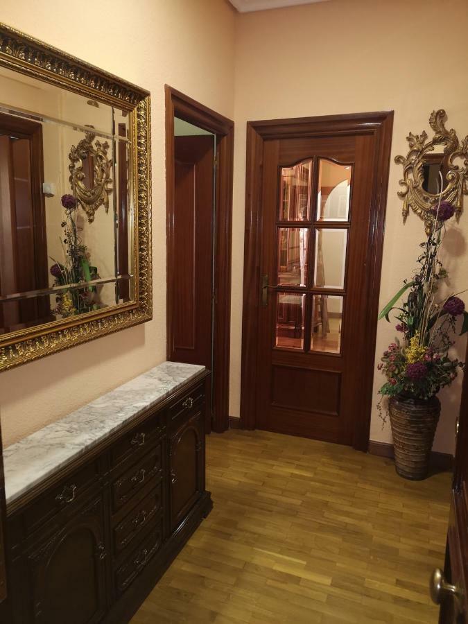 Apartamento Gallarza Con Parking เอซกาไรย์ ภายนอก รูปภาพ